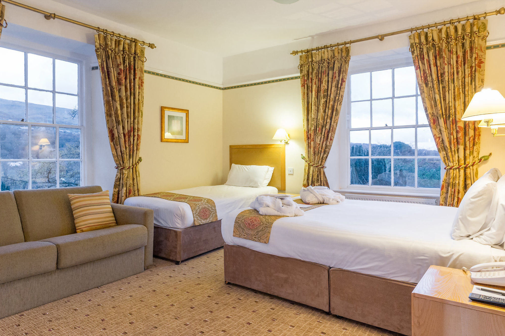 Royal Victoria Hotel Snowdonia ลานเบอริส ภายนอก รูปภาพ